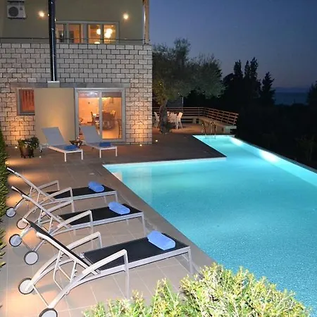 Oleana * Agios Ioannis (Lefkada)